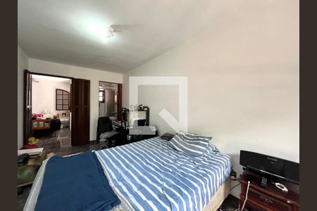 Casa à venda com 173m², 5 quartos e 2 vagas Casa à venda com 173m², 5 quartos e 2 vagasSuite 2