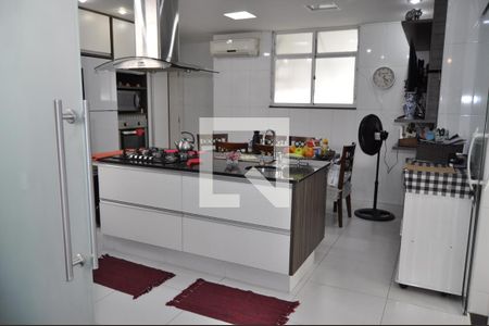 Apartamento à venda com 295m², 3 quartos e 1 vagaCozinha