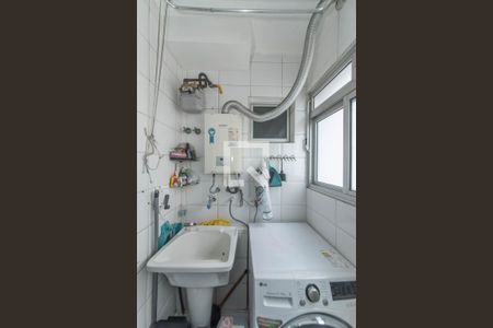 Apartamento à venda com 70m², 3 quartos e 2 vagas Apartamento à venda com 70m², 3 quartos e 2 vagasLavanderia