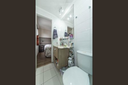 Apartamento à venda com 70m², 3 quartos e 2 vagas Apartamento à venda com 70m², 3 quartos e 2 vagasBanheiro da Suíte