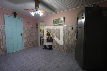 Casa à venda com 370m², 3 quartos e 1 vagaÁrea de Serviço 2