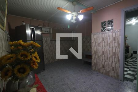 Casa à venda com 370m², 3 quartos e 1 vagaÁrea de Serviço 2