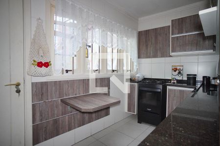 Casa à venda com 165m², 3 quartos e 3 vagasCozinha