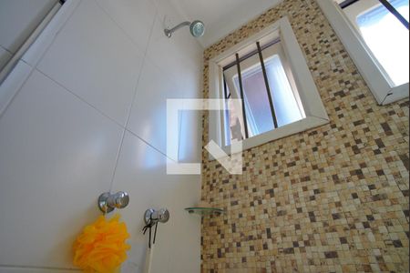 Casa à venda com 165m², 3 quartos e 3 vagasSegundo Andar - Banheiro da Suíte