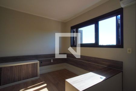 Casa à venda com 165m², 3 quartos e 3 vagasTerceiro Andar - Escritório