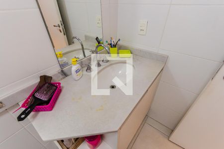 Apartamento à venda com 115m², 4 quartos e 2 vagas Apartamento à venda com 115m², 4 quartos e 2 vagasBanheiro da Suíte 3