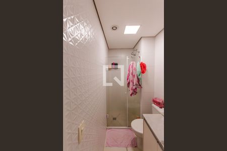 Apartamento à venda com 115m², 4 quartos e 2 vagas Apartamento à venda com 115m², 4 quartos e 2 vagasBanheiro da Suíte 1