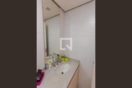 Apartamento à venda com 115m², 4 quartos e 2 vagas Apartamento à venda com 115m², 4 quartos e 2 vagasBanheiro da Suíte 3