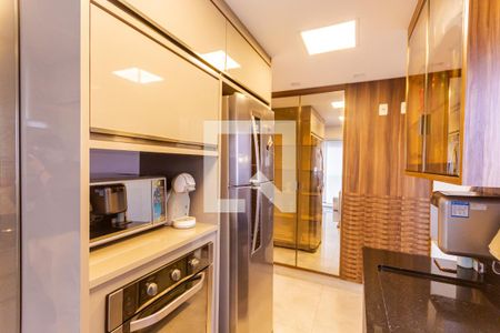 Apartamento à venda com 115m², 4 quartos e 2 vagas Apartamento à venda com 115m², 4 quartos e 2 vagasCozinha