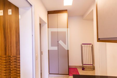 Apartamento à venda com 115m², 4 quartos e 2 vagas Apartamento à venda com 115m², 4 quartos e 2 vagasÁrea de Serviço