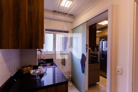 Apartamento à venda com 115m², 4 quartos e 2 vagas Apartamento à venda com 115m², 4 quartos e 2 vagasÁrea de Serviço