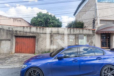 Casa à venda com 360m², 4 quartos e 5 vagas Casa à venda com 360m², 4 quartos e 5 vagasFachada