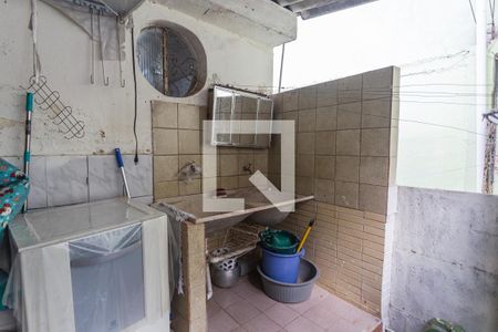 Casa à venda com 360m², 4 quartos e 5 vagas Casa à venda com 360m², 4 quartos e 5 vagasÁrea de Serviço