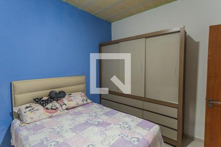 Casa à venda com 360m², 4 quartos e 5 vagas Casa à venda com 360m², 4 quartos e 5 vagasQuarto 4 na Casa 2