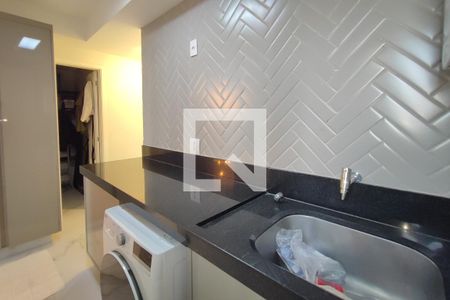 Apartamento à venda com 137m², 3 quartos e 3 vagas Apartamento à venda com 137m², 3 quartos e 3 vagasÁrea de Serviço