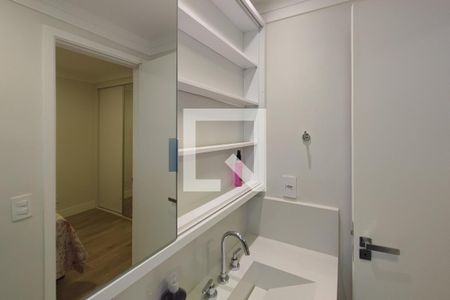 Apartamento à venda com 137m², 3 quartos e 3 vagas Apartamento à venda com 137m², 3 quartos e 3 vagasBanheiro Suíte
