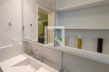 Apartamento à venda com 137m², 3 quartos e 3 vagas Apartamento à venda com 137m², 3 quartos e 3 vagasBanheiro Suíte 2