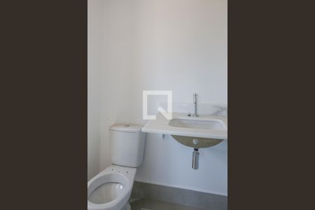 Apartamento à venda com 56m², 2 quartos e 1 vaga Apartamento à venda com 56m², 2 quartos e 1 vagaBanheiro da Suíte
