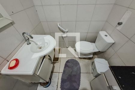 Casa à venda com 150m², 5 quartos e 2 vagas Casa à venda com 150m², 5 quartos e 2 vagasbanheiro 1