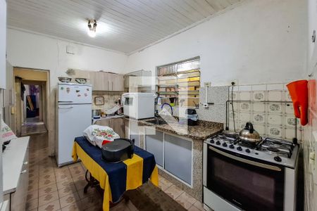 Casa à venda com 150m², 5 quartos e 2 vagas Casa à venda com 150m², 5 quartos e 2 vagascozinha