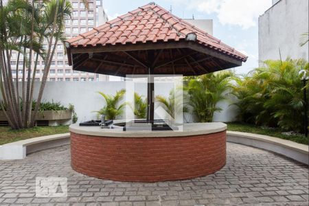 Apartamento à venda com 36m², 1 quarto e 1 vaga Apartamento à venda com 36m², 1 quarto e 1 vagaÁrea comum - Churrasqueira
