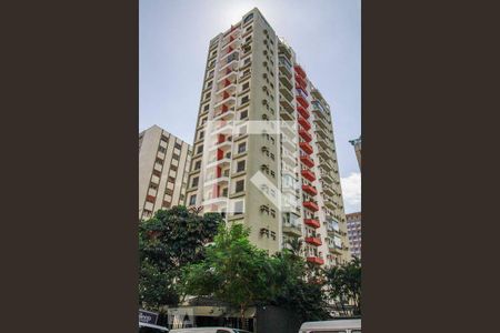 Apartamento à venda com 36m², 1 quarto e 1 vaga Apartamento à venda com 36m², 1 quarto e 1 vagaFachada