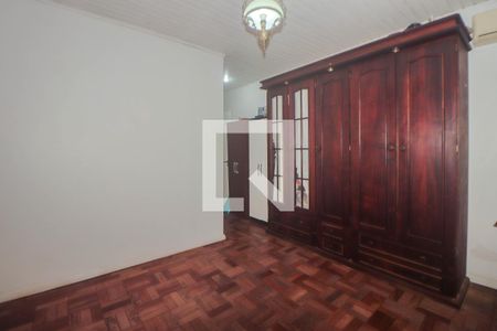Casa à venda com 202m², 4 quartos e 3 vagasSuíte
