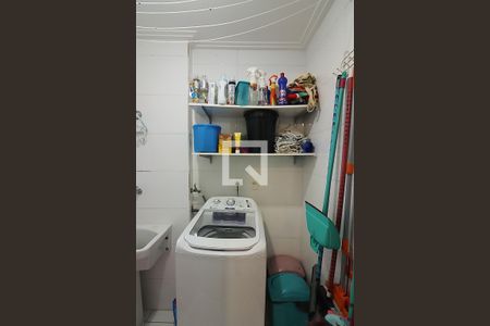 Apartamento à venda com 65m², 2 quartos e 1 vagaÁrea de Serviço