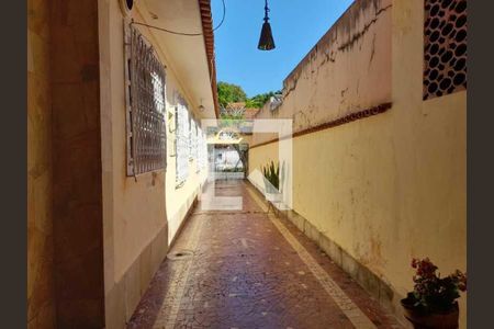 Casa à venda com 360m², 5 quartos e 6 vagas