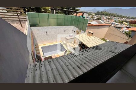 Casa de condomínio à venda com 127m², 3 quartos e 1 vaga
