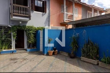 Casa à venda com 100m², 3 quartos e 2 vagas