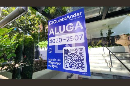 Apartamento para alugar com 329m², 4 quartos e 4 vagas Apartamento para alugar com 329m², 4 quartos e 4 vagasPlaca