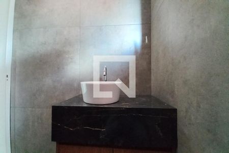 Casa de condomínio à venda com 130m², 3 quartos e 2 vagas Casa de condomínio à venda com 130m², 3 quartos e 2 vagasBanheiro