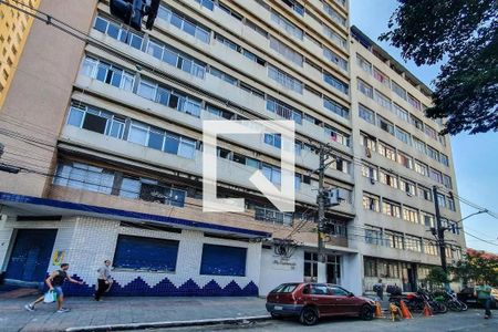 Studio à venda com 33m², 1 quarto e sem vaga Studio à venda com 33m², 1 quarto e sem vagaFachada