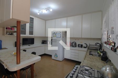 Casa à venda com 334m², 3 quartos e 4 vagasCozinha