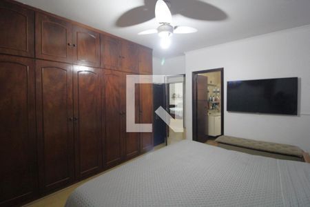 Casa à venda com 334m², 3 quartos e 4 vagasSuíte