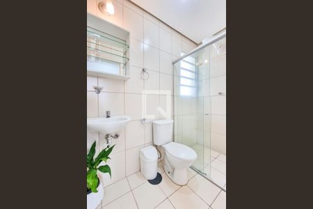 Apartamento para alugar com 58m², 2 quartos e 1 vaga Apartamento para alugar com 58m², 2 quartos e 1 vagaBanheiro