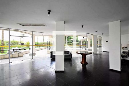 Apartamento à venda com 62m², 3 quartos e 1 vaga Apartamento à venda com 62m², 3 quartos e 1 vagaÁrea comum - Salão de festas