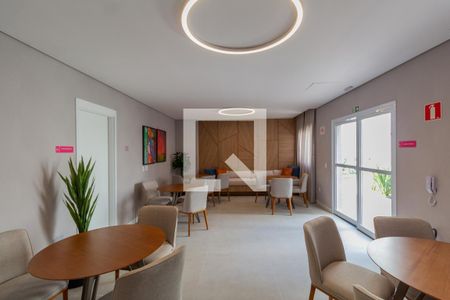 Apartamento para alugar com 26m², 1 quarto e sem vaga Apartamento para alugar com 26m², 1 quarto e sem vagaÁrea Comum - Salão de Festas