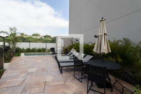 Apartamento para alugar com 26m², 1 quarto e sem vaga Apartamento para alugar com 26m², 1 quarto e sem vagaÁrea Comum - Piscina