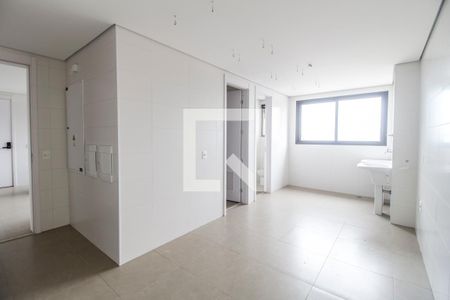 Apartamento à venda com 708m², 4 quartos e 7 vagas Apartamento à venda com 708m², 4 quartos e 7 vagasÁrea de Serviço