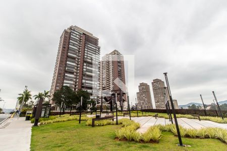Apartamento à venda com 708m², 4 quartos e 7 vagas Apartamento à venda com 708m², 4 quartos e 7 vagasVista da Rua