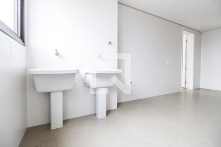Apartamento à venda com 708m², 4 quartos e 7 vagas Apartamento à venda com 708m², 4 quartos e 7 vagasÁrea de Serviço
