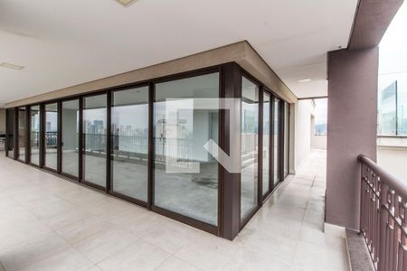 Apartamento à venda com 708m², 4 quartos e 7 vagas Apartamento à venda com 708m², 4 quartos e 7 vagasVaranda