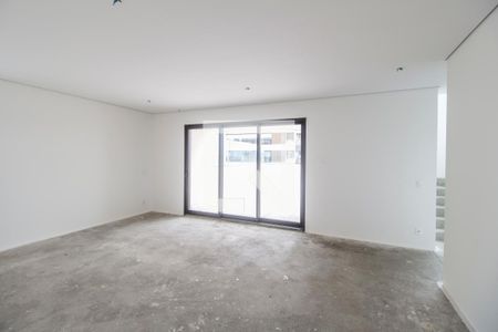 Apartamento à venda com 708m², 4 quartos e 7 vagas Apartamento à venda com 708m², 4 quartos e 7 vagasSala de Jantar