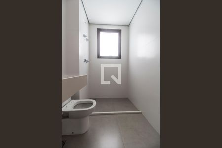 Apartamento à venda com 708m², 4 quartos e 7 vagas Apartamento à venda com 708m², 4 quartos e 7 vagasBanheiro da Suíte 4
