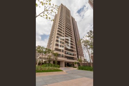 Apartamento à venda com 708m², 4 quartos e 7 vagas Apartamento à venda com 708m², 4 quartos e 7 vagasFachada do bloco