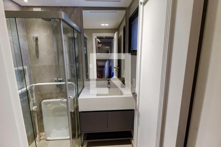 Apartamento à venda com 197m², 4 quartos e 3 vagasBanheiro da Suíte 1