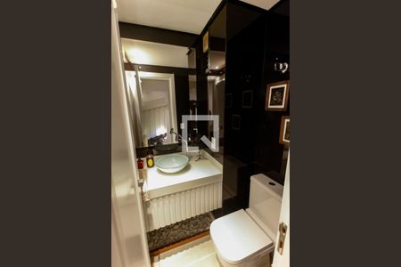 Apartamento à venda com 197m², 4 quartos e 3 vagasLavabo