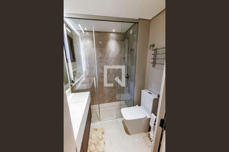 Apartamento à venda com 197m², 4 quartos e 3 vagasBanheiro da Suíte 4